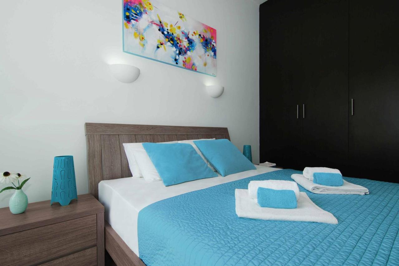 Diana - Coralli Beachfront Apartment Protaras Exteriör bild